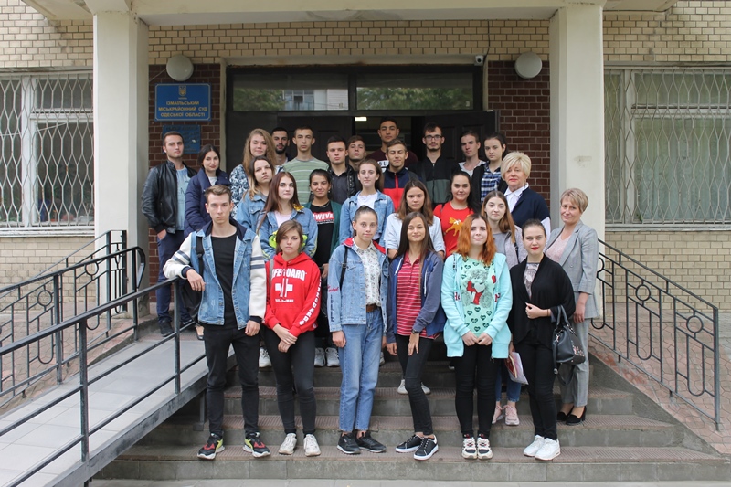 Познавательная экскурсия: студенты Придунайского филиала МАУП посетили Измаильский суд