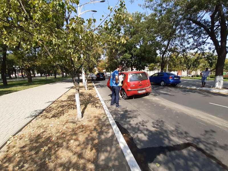 В Измаиле на проспекте Суворова произошло еще одно ДТП с участием трех автомобилей