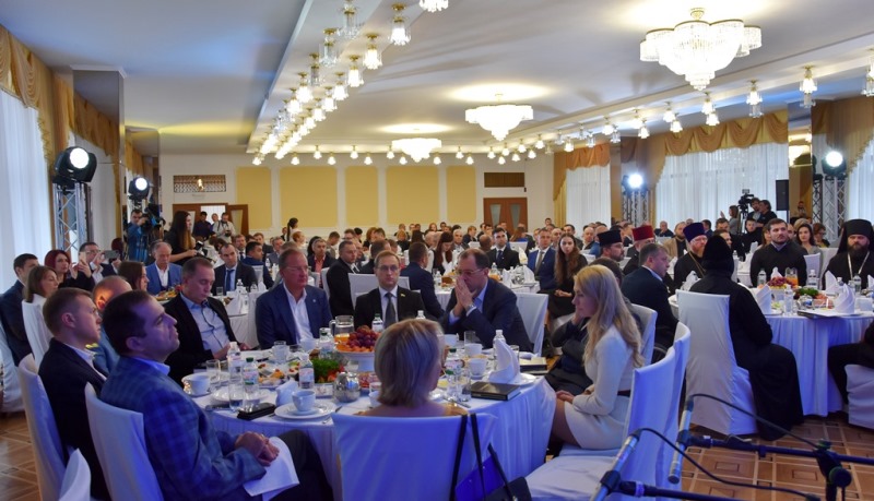 Сохранение вечных ценностей и процветание страны: в Одессе прошел очередной Молитвенный Завтрак