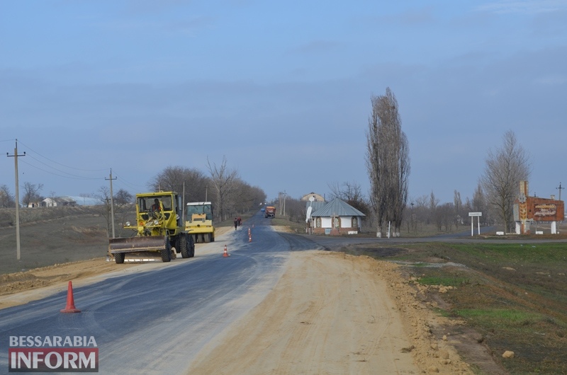 Ожидание длиной в 15 лет: жители Измаильского района дождались обещанного ремонта дороги "Лощиновка-Каланчак"