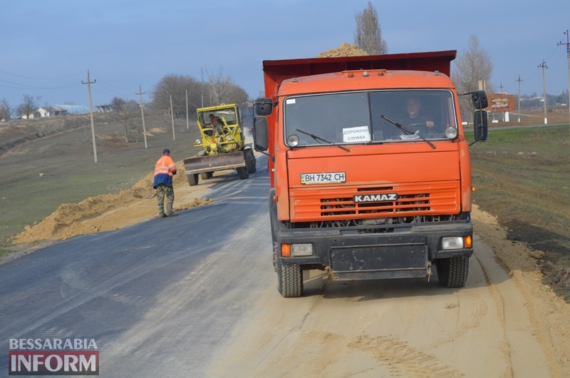 Ожидание длиной в 15 лет: жители Измаильского района дождались обещанного ремонта дороги "Лощиновка-Каланчак"