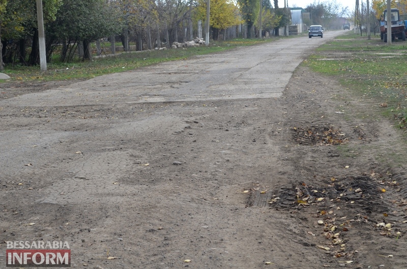 Ожидание длиной в 15 лет: жители Измаильского района дождались обещанного ремонта дороги "Лощиновка-Каланчак"
