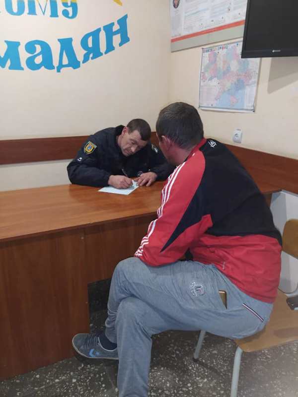 В Татарбунарах у пьяного водителя, который совершил ДТП и пытался скрыться с места происшествия, забрали права