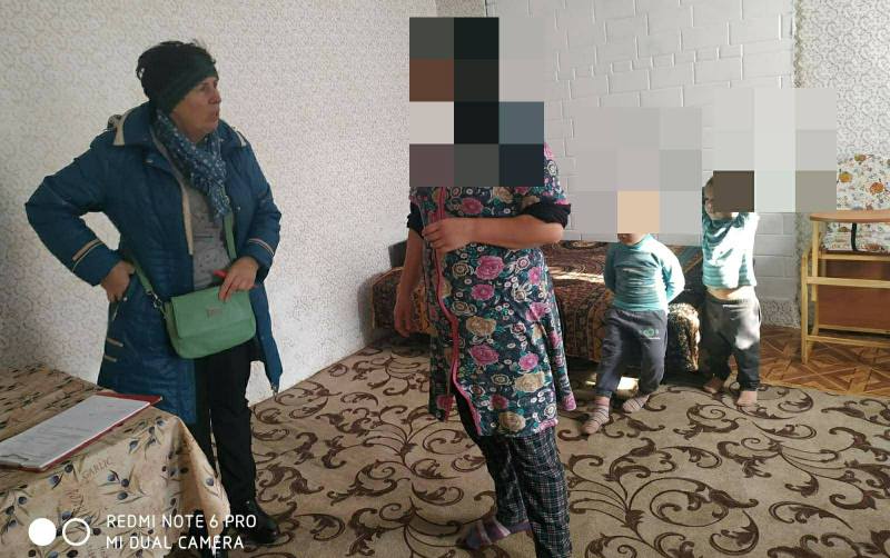 Полицейские Белгорода-Днестровского проверяют проблемные семьи