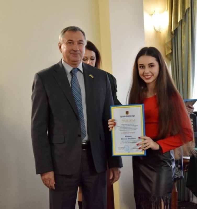 Талантливую молодежь Бессарабии наградили премиями Одесского областного совета