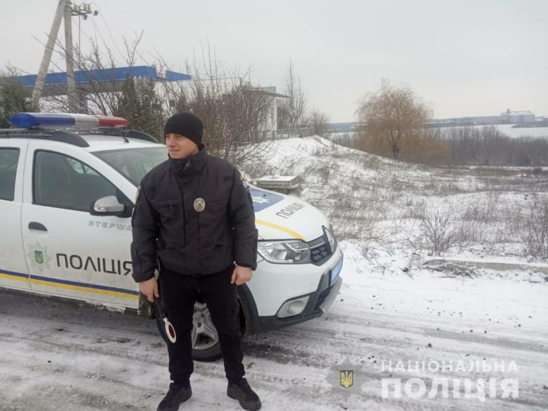 Снег с дождём затрудняют движение транспорта на автодорогах в северном направлении Одесской области