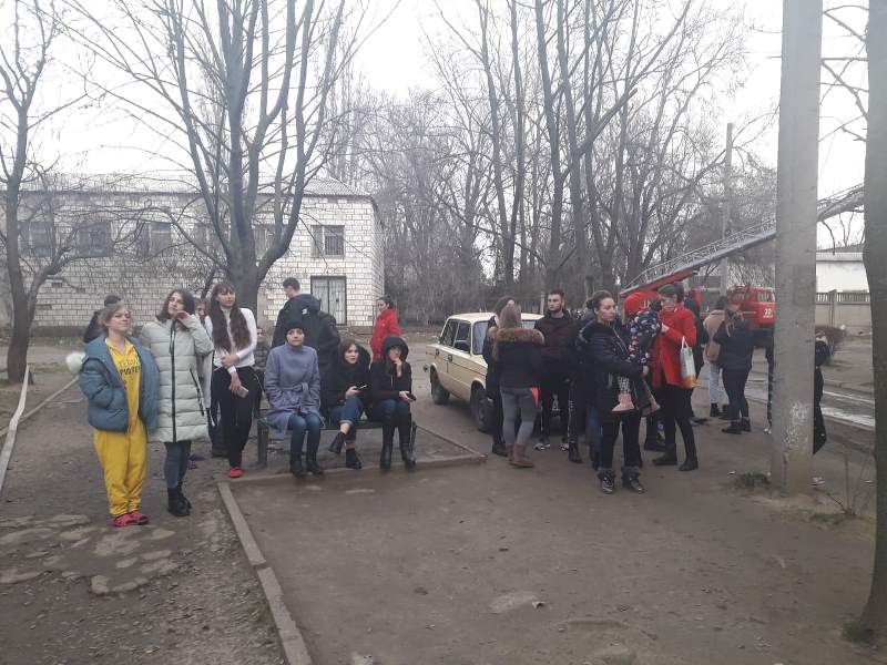 Измаиле из общежития ИГГУ эвакуировали студентов - тактические учения спасателей