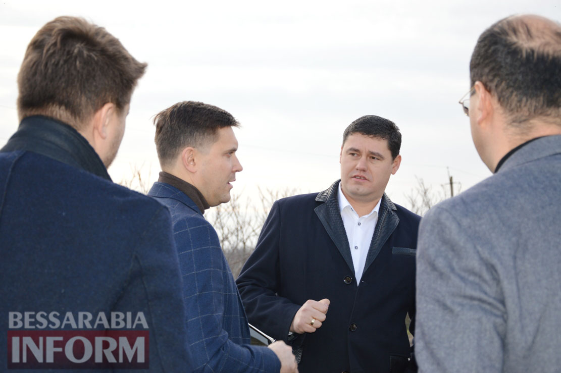 Глава Одесской ОГА Максим Куций посетил Килию, где принял участие в открытии важных соцобъектов и проехался по "наихудшей в Украине дороге"