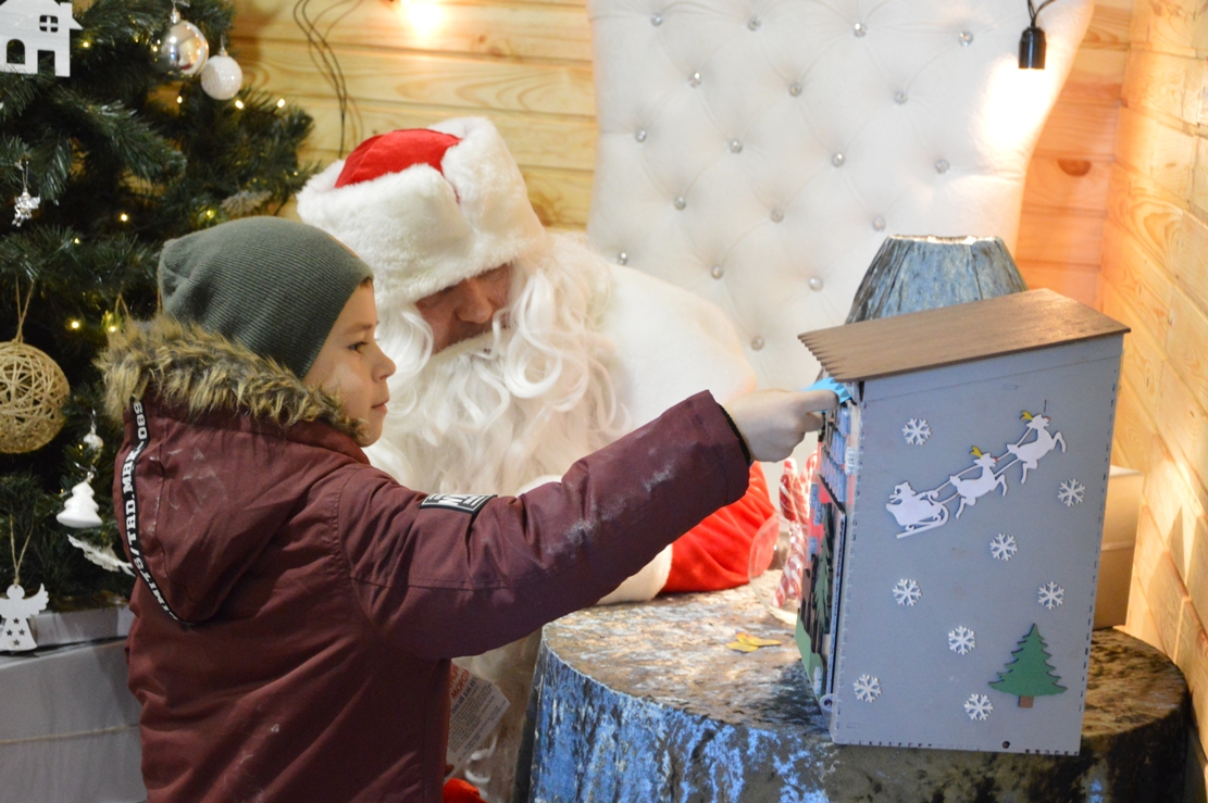 Новый год все ближе: в Килии впервые открыли Резиденцию Деда Мороза