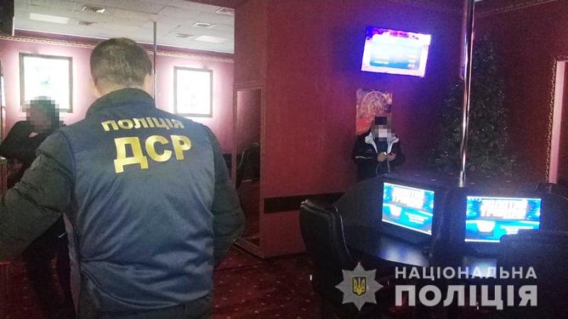 Полиция Одесчины за сутки закрыла 64 "лотомаркета" в регионе