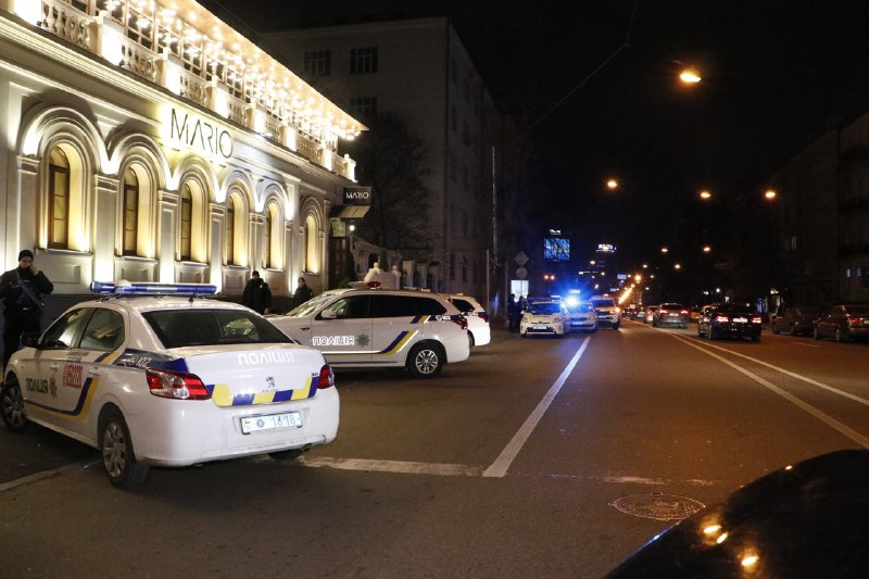 В центре Киева расстреляли автомобиль бизнесмена: погиб его трехлетний сын