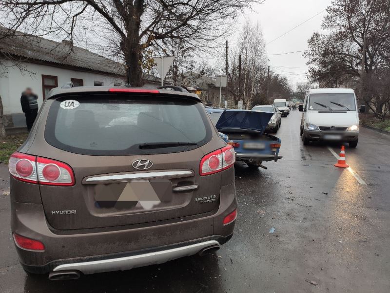 В Измаиле Hyundai не уступил дорогу ВАЗ - в результате аварии пострадали четыре человека