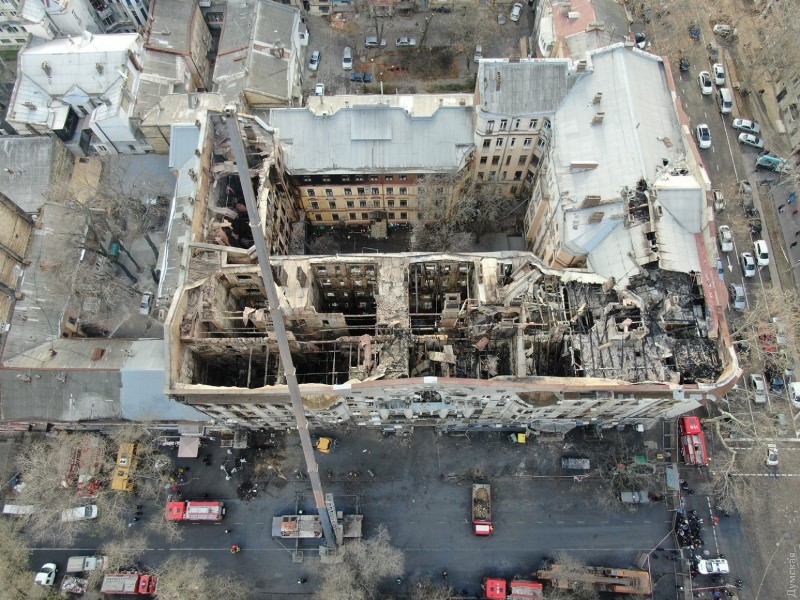 Словно в крематории: шокирующие фото одесского колледжа после пожара с воздуха