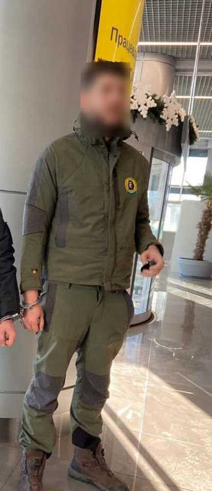 Псевдоминеру Одесского аэропорта сообщили о подозрении. Мужчине "светит" до 6 лет тюрьмы