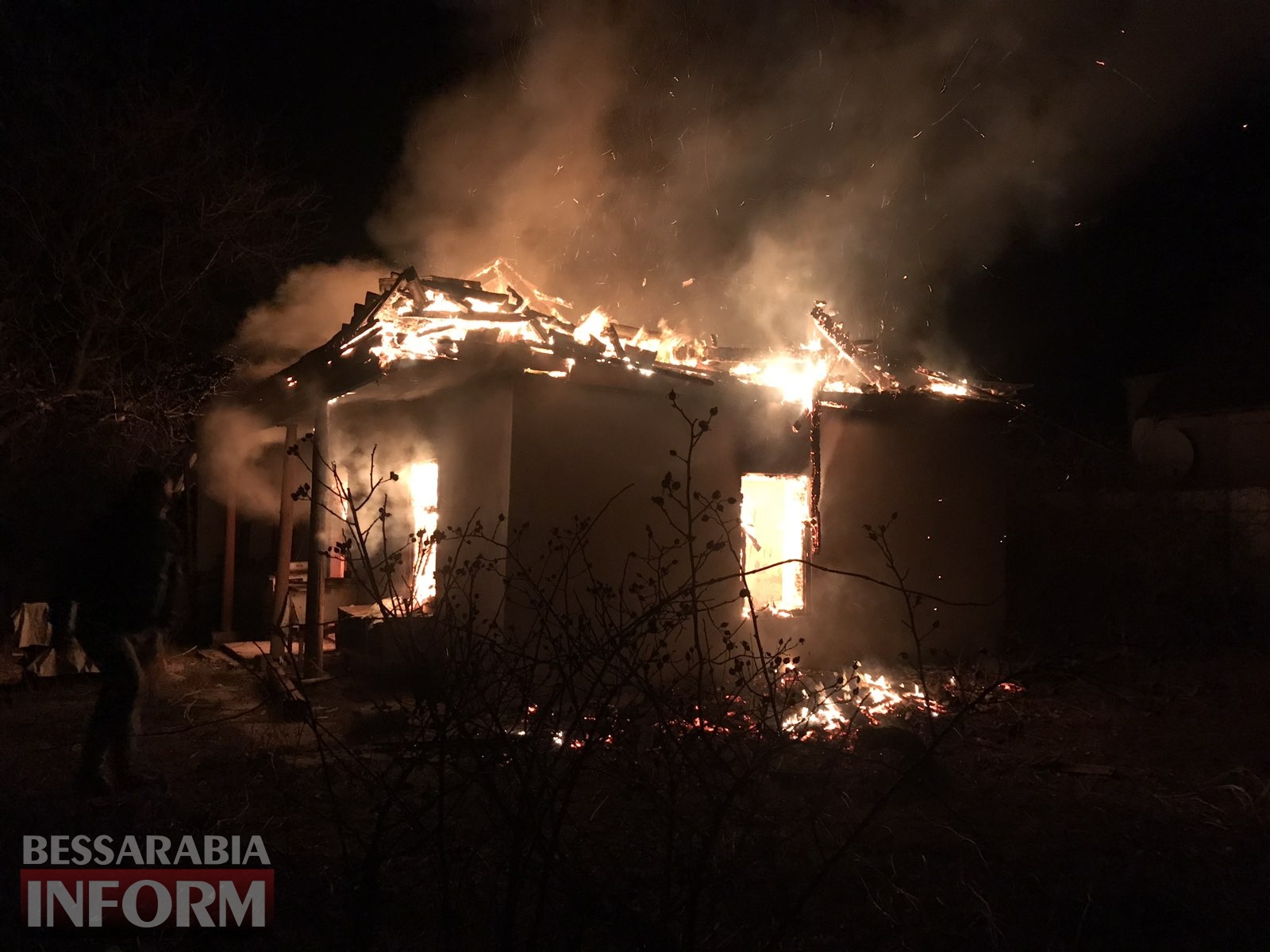 Ночью в Измаиле по улице Тимирязева произошел масштабный пожар