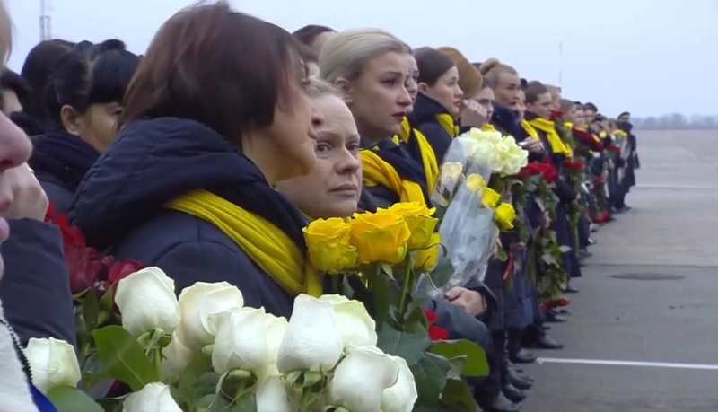 Авиакатастрофа в Иране: в "Борисполе" проходит прощание с погибшими украинцами