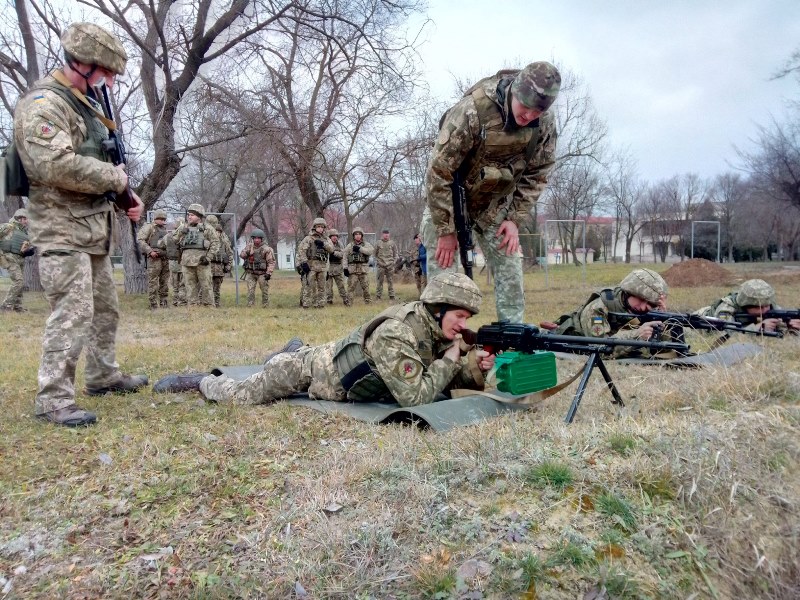 Болградские пехотинцы проходят боевую подготовку под руководством военных специалистов из Великобритании