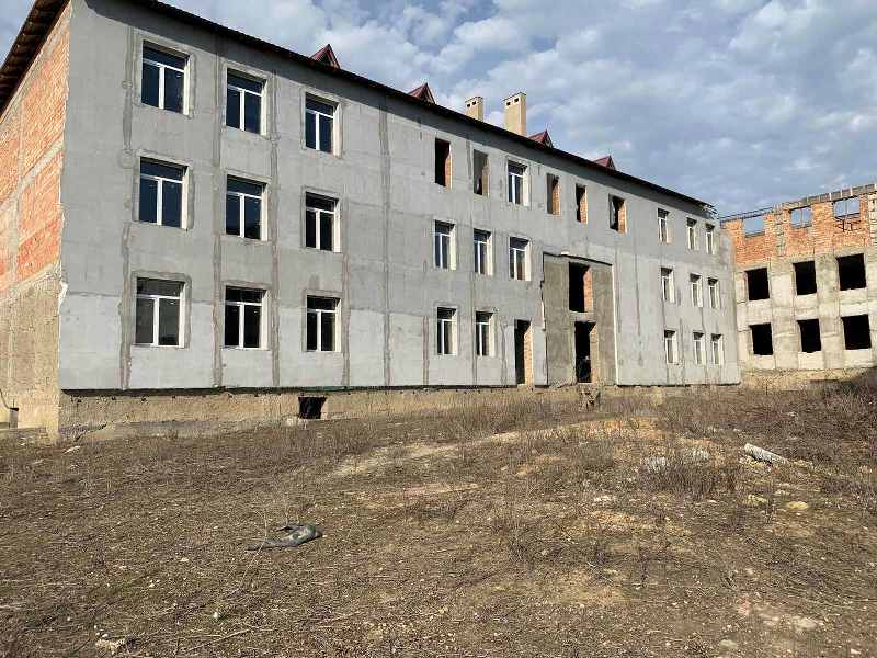 В Тарутинском районе начали искать финансирование на завершение строительства новой школы в селе Надречное