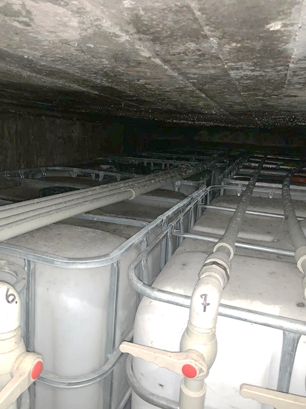 Пограничники Белгород-Днестровского отряда обнаружили подпольный цех с тоннами контрафактного алкоголя