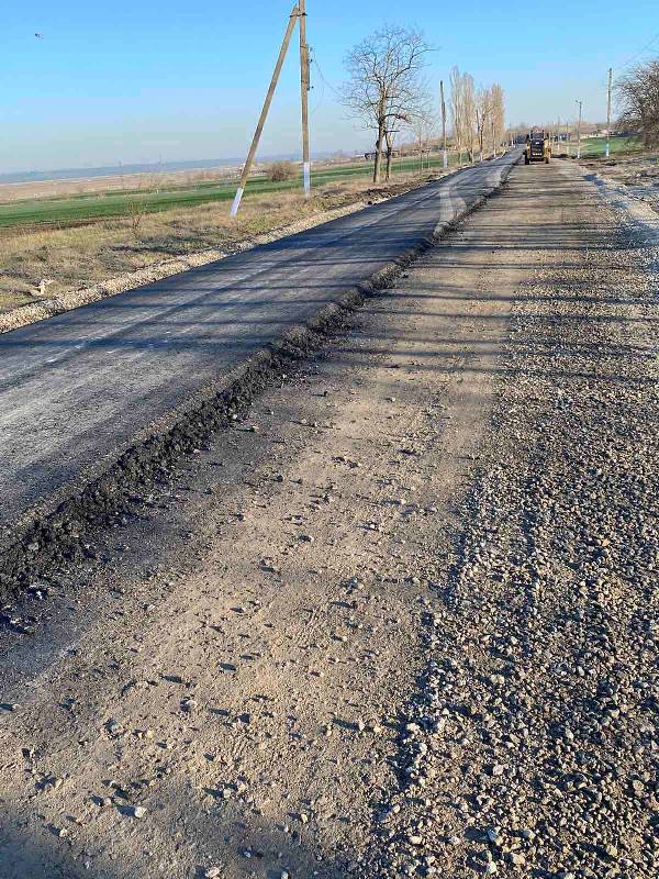 В Арцизском и Татарбунарском районах продолжается долгожданный ремонт проблемных участков дорог
