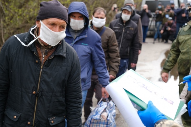 Украина возвращает 19 своих граждан - на Донбассе начался обмен "всех на всех"