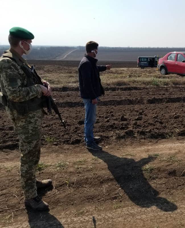 Ренийский р-н: пограничники задержали молдаванина, который, несмотря на карантин, решил проведать родственников в Украине