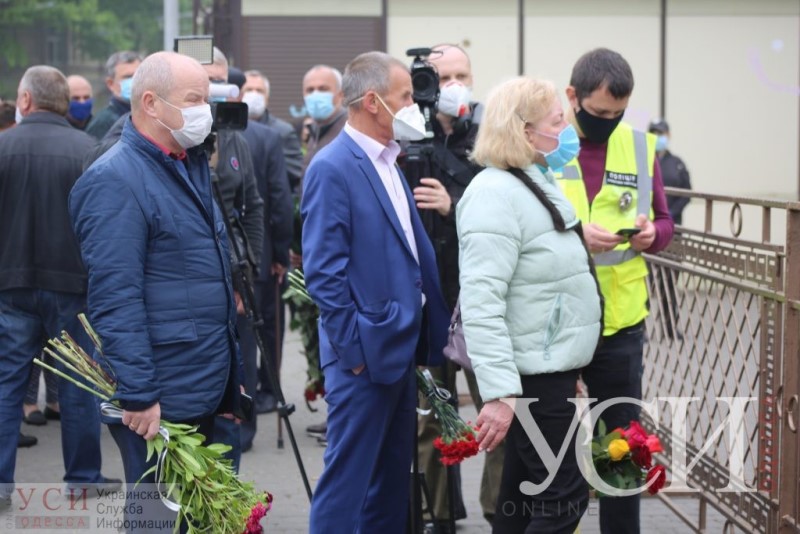 Шестая годовщина трагедии 2 мая: возле Дома профсоюзов образовалась очередь, а также происходят потасовки