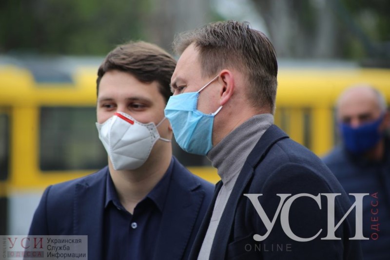 Шестая годовщина трагедии 2 мая: возле Дома профсоюзов образовалась очередь, а также происходят потасовки