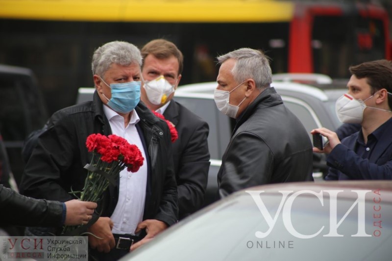 Шестая годовщина трагедии 2 мая: возле Дома профсоюзов образовалась очередь, а также происходят потасовки