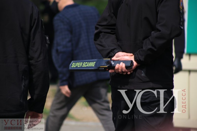 Шестая годовщина трагедии 2 мая: возле Дома профсоюзов образовалась очередь, а также происходят потасовки