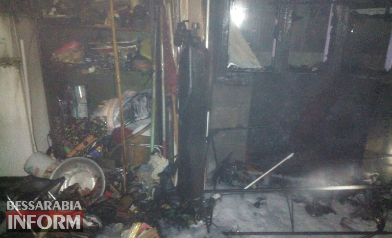 Пожары в Белгороде-Днестровском и районе: спасатели не дали огню уничтожить авто и повредить имущество в жилом доме