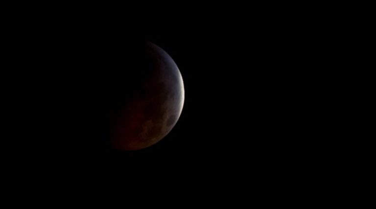 Кровавое лунное затмение 27 июля 2018 года где и когда