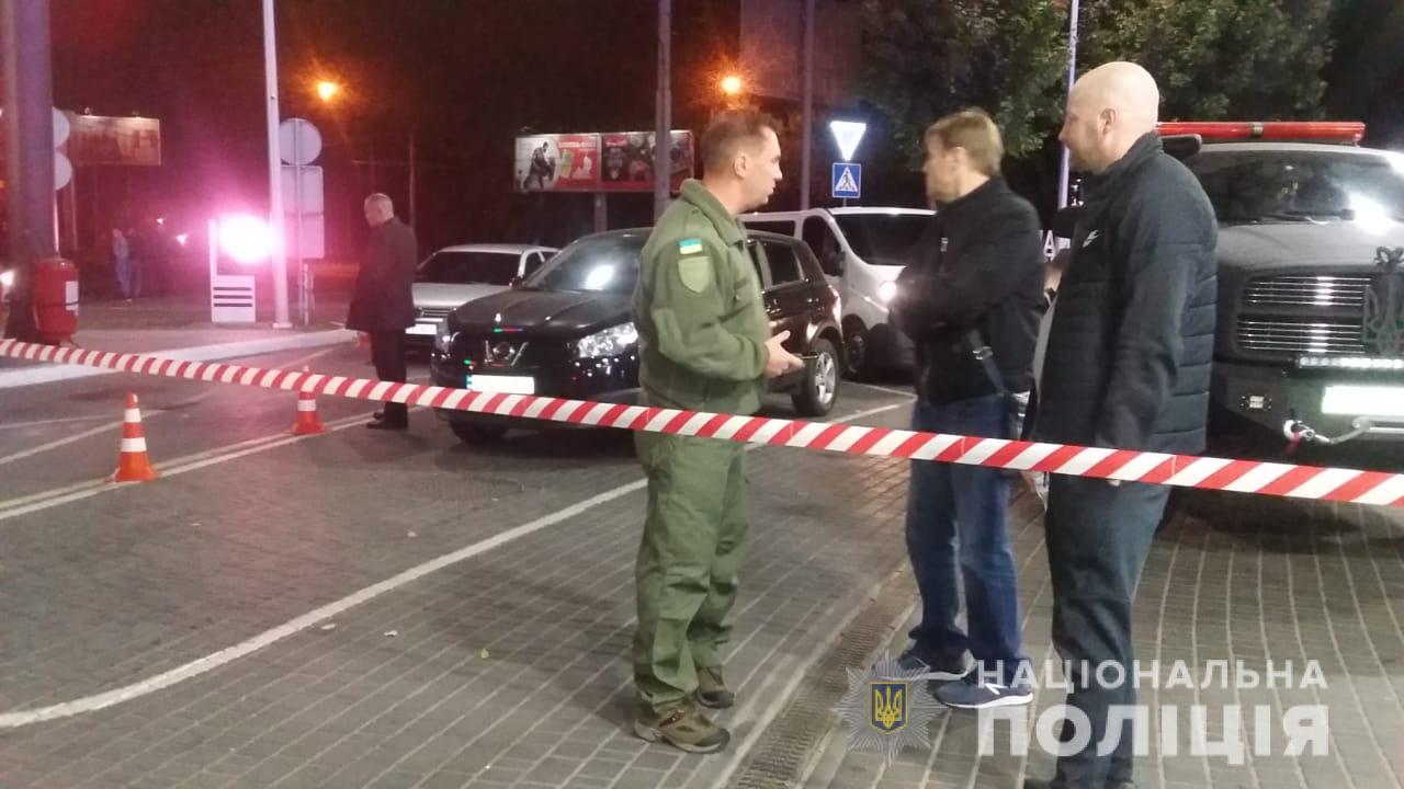 В Белгород-Днестровском задержали двоих злоумышленников, расстрелявших в Одессе остановившийся на светофоре автомобиль