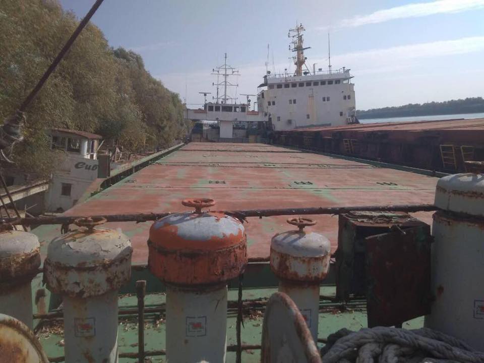 Коррупция в "УДП": советника главы пароходства взяли на взятке в 100 тыс долларов США
