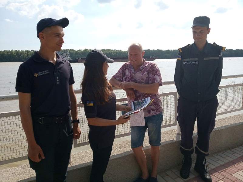 Предотвращение пожаров в природных экосистемах: спасатели Измаила провели профилактический рейд на набережной Луки Капикраяна