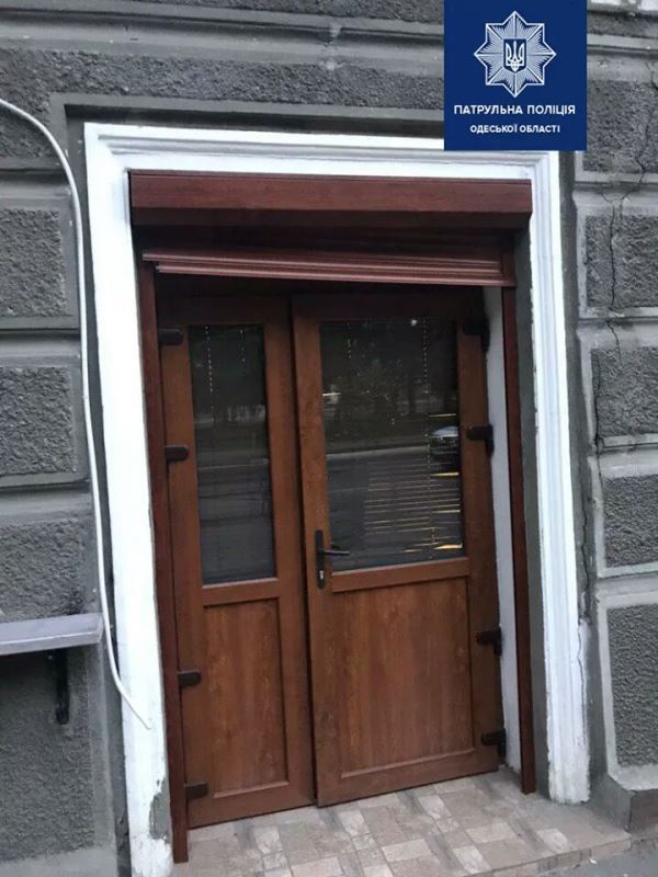 В Измаиле обокрали кафе: патрульная полиция задержала одного из воров