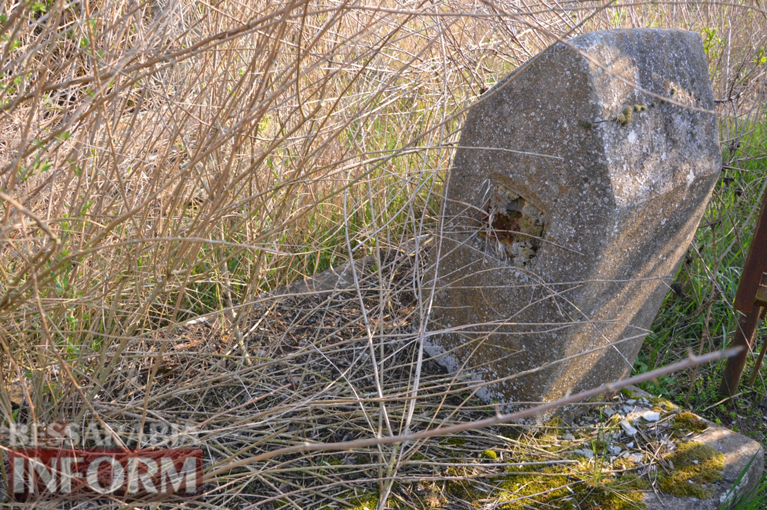 Уникальное еврейское кладбище в Килии: более 600 лет истории и сползающие в овраг старинные захоронения