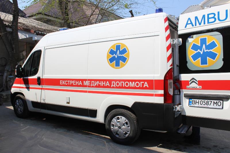 В Белгород-Днестровский прибыли два новых реанимобиля для скорой помощи