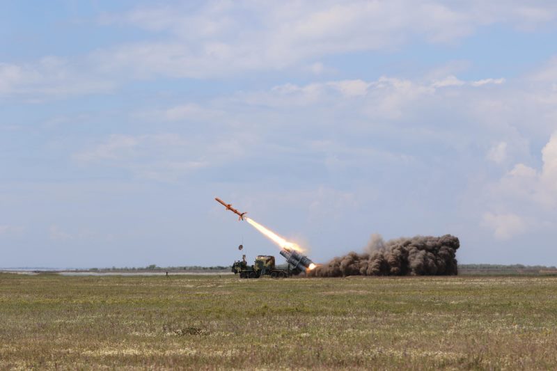 Как проходят военные испытания противокорабельных крылатых ракет "Нептун" на полигоне в Татарбунарском районе.