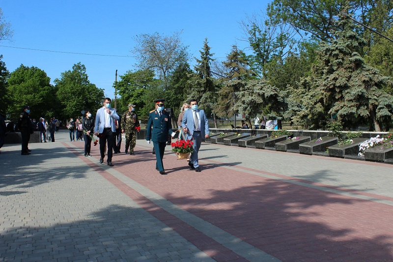 В Белгороде-Днестровском в День Победы почтили память погибших в годы Второй Мировой войны