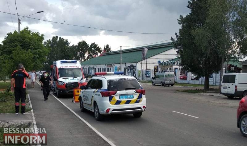 В Измаиле в аварию попала "скорая" клиники "Odrex", которая транспортировала пациента с COVID-19 в Одессу