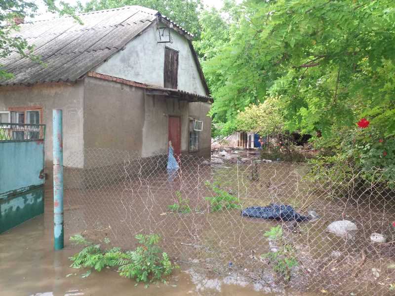 ЧП в Измаильском районе: в Старой Некрасовке ливень затопил дома, расположенные внизу балки Манкахиу - вода достигала окон