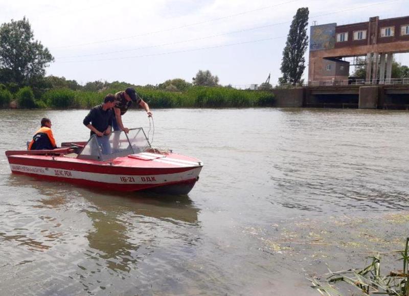 В Килийском районе в канале Дунай-Сасык утонул парень