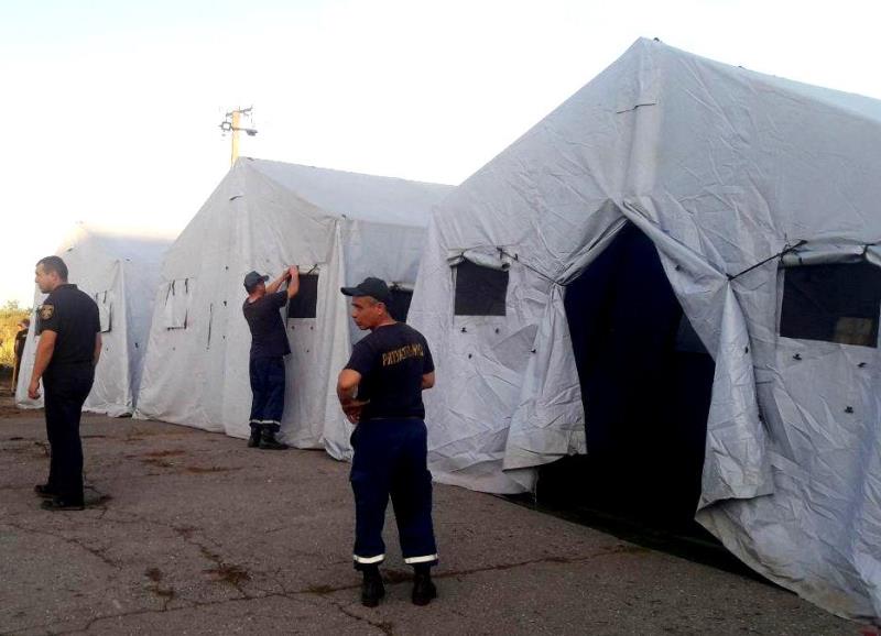 В ожидании паводка: в Одесской области спасатели разбили палаточный лагерь вблизи реки Днестр