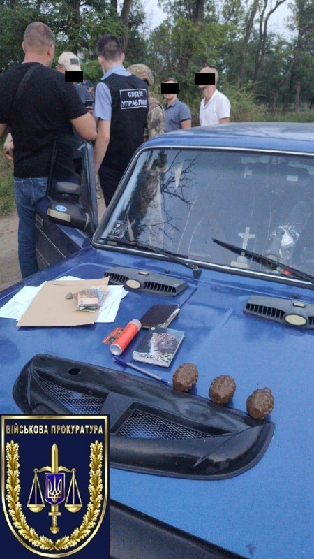 Гранаты, тротил, бронежилеты и каски: в Одесской области военнослужащий пытался продать ворованный арсенал боеприпасов