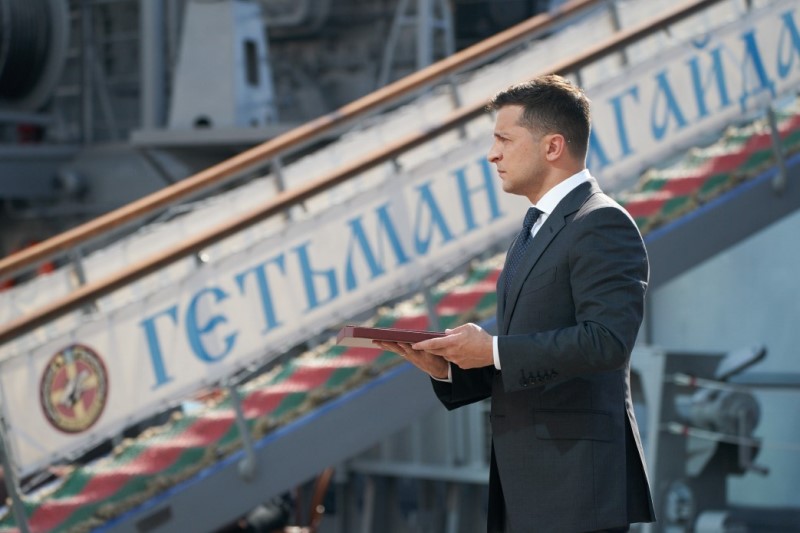 Президент Владимир Зеленский принял участие в торжествах по случаю Дня ВМС Украины в Одессе