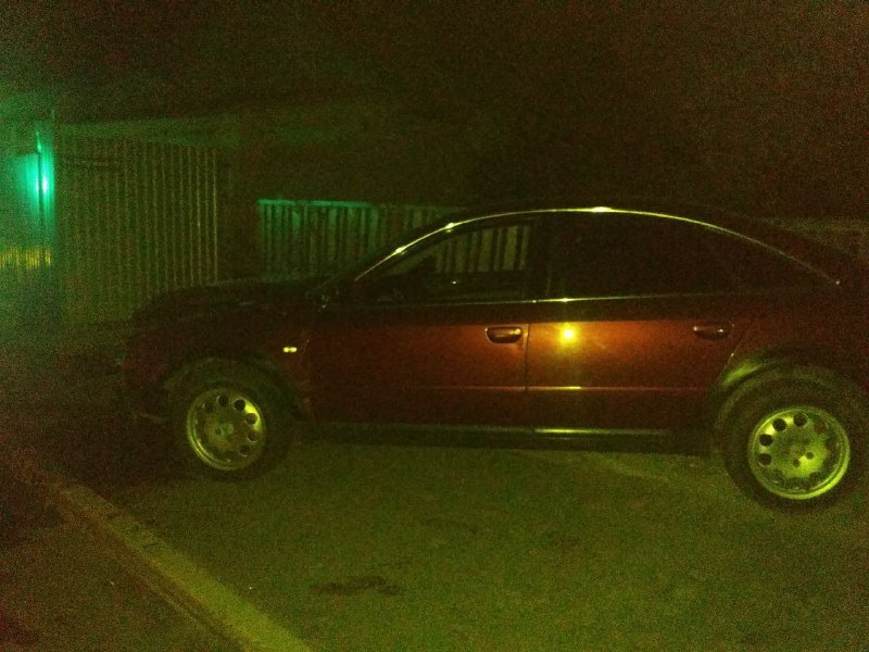 Ночью в Измаиле на Некрасова пьяный лихач на Audi врезался в припаркованное на обочине  авто
