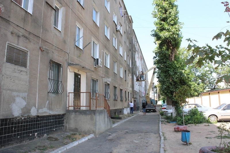 В Белгороде-Днестровском завершили капитальный ремонт кровли жилого дома по улице Портовая