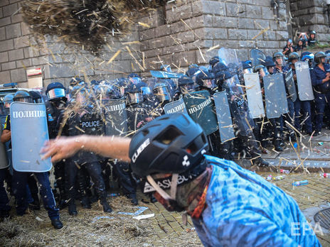 «Великое народное восстание»: в Болгарии проходят массовые протесты, задержано больше сотни людей