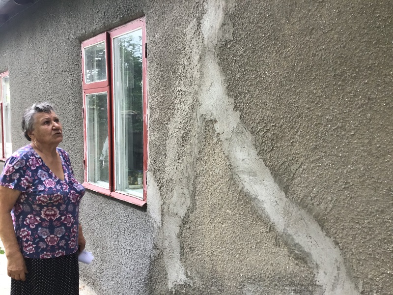"Улицу сделали, а дом сломали": 83-летняя жительница Аккермана живет в страхе затоплений
